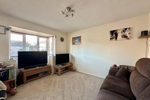 33 Greenglades, Northampton, NN4 9YW