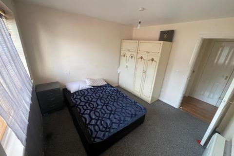 2 bedroom apartment to rent, Bolton on Dearne, Bolton-upon-dearne