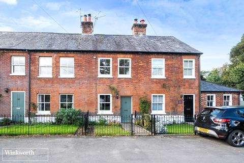 2 bedroom house for sale, Church Road, North Waltham, Hampshire, RG25