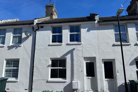 2 bedroom terraced house for sale, Bath Road, Eastbourne BN21