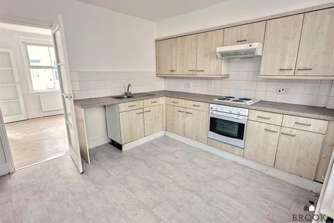 7 Bath Road, Eastbourne, BN21 4UA