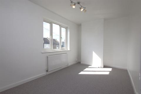 101 Howard Road, Dartford, DA1 1XS