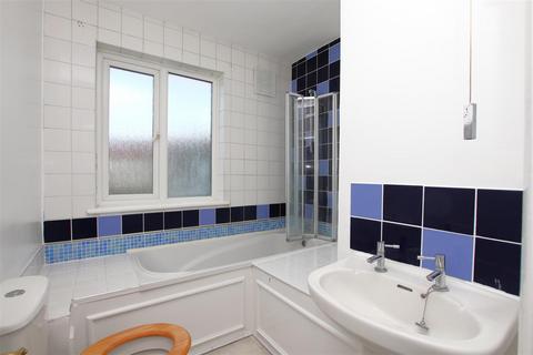 101 Howard Road, Dartford, DA1 1XS