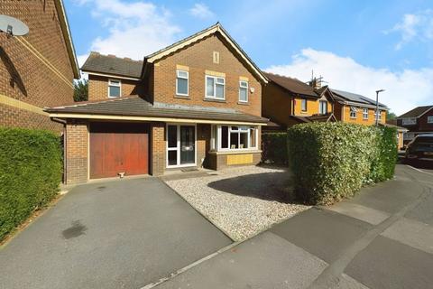 4 bedroom detached house for sale, Primrose Close, Swindon, SN25 1QY