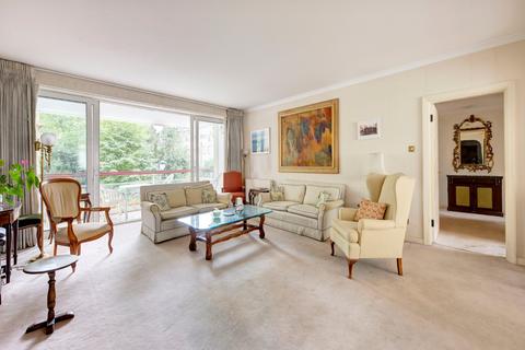 3 bedroom apartment for sale, Gloucester Square, London, W2