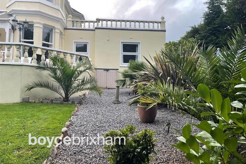 2 bedroom bungalow to rent, Holwell Road, Brixham