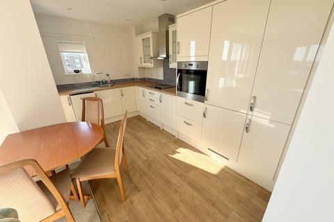 2 bedroom apartment for sale, Parkstone Road, Poole, BH15