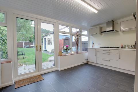 4 bedroom semi-detached bungalow for sale, FAREHAM PARK ROAD, FAREHAM