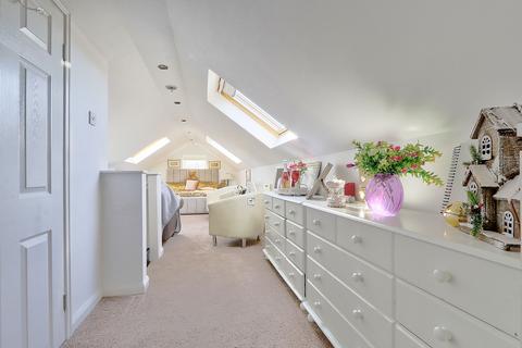 7 Sycamore Road, Ormesby, Middlesbrough, TS7 9DW