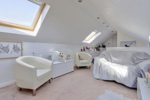 7 Sycamore Road, Ormesby, Middlesbrough, TS7 9DW