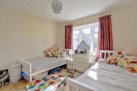 7 Sycamore Road, Ormesby, Middlesbrough, TS7 9DW