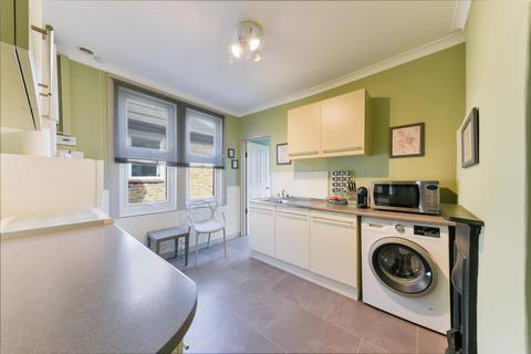 2 bedroom maisonette for sale, College Road, Colliers Wood SW19