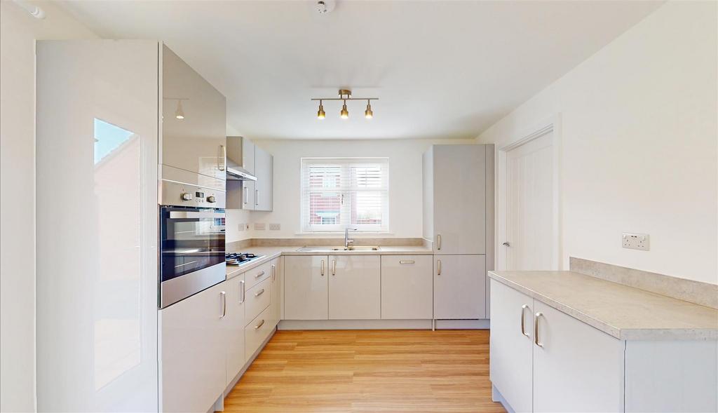 Gwilt Drive 11 Kitchen.jpg