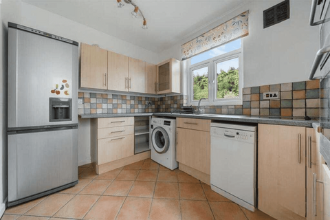 3 bedroom semi-detached house to rent, Broadfields Avenue, London, N21