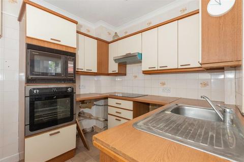 3 bedroom apartment for sale, Heene Road, Worthing