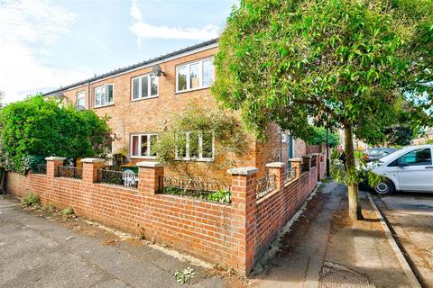 1 Stracey Road, London, E7 0HQ
