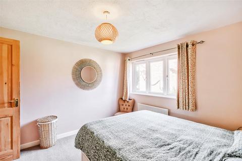 1 Stracey Road, London, E7 0HQ