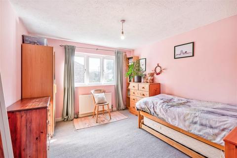 1 Stracey Road, London, E7 0HQ