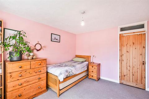 1 Stracey Road, London, E7 0HQ