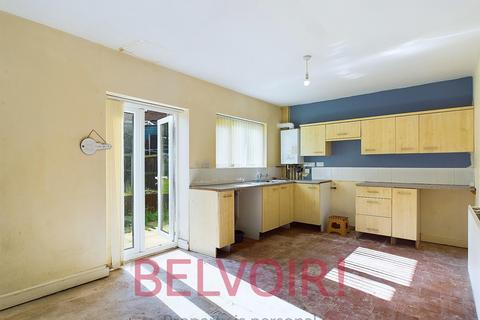 3 bedroom semi-detached house for sale, Chadwell Way, Bentilee, Stoke-on-Trent, ST2