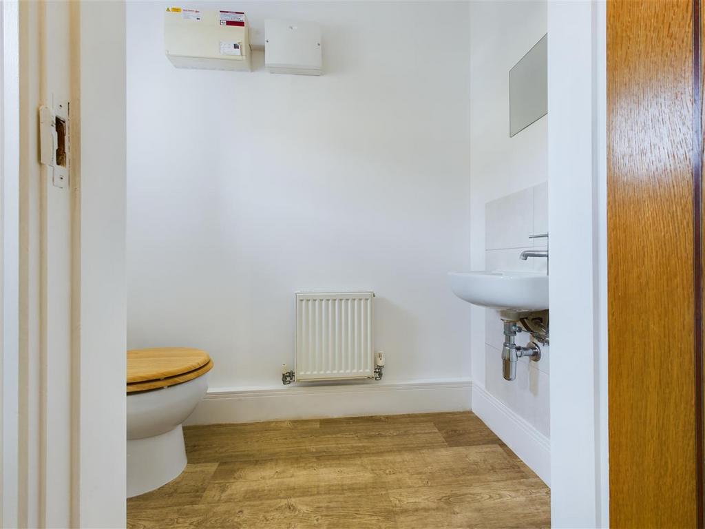 Guest clakroom