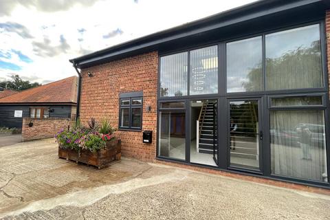 Office to rent, Chelmsford