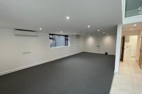 Office to rent, Chelmsford