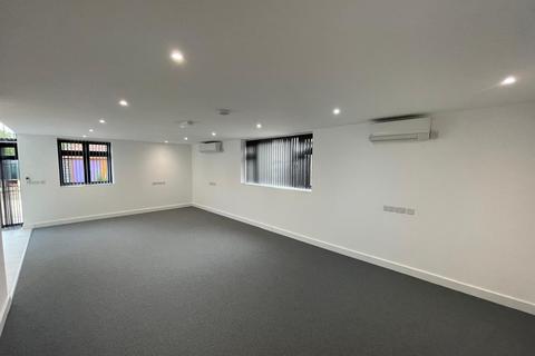 Office to rent, Chelmsford