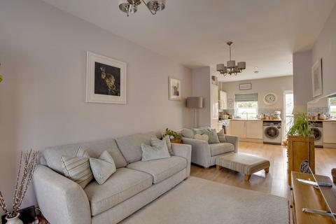 4 bedroom end of terrace house for sale, White Hart Lane, Ely CB7