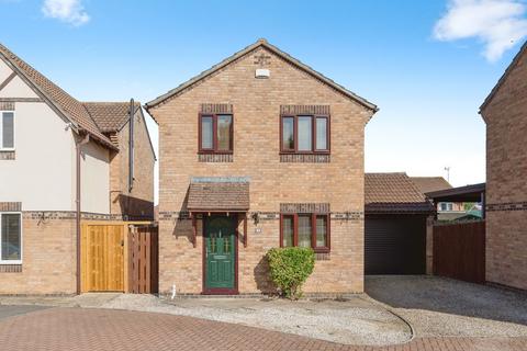 4 bedroom detached house for sale, Magister Road, Melksham SN12