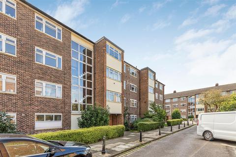 1 bedroom flat for sale, Railway Side, Barnes, London, SW13