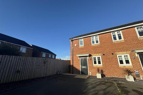 2 bedroom semi-detached house to rent, Urra Moor Close, Hemlington, Middlesbrough