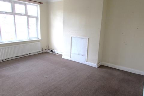 2 bedroom maisonette to rent, Woodcock Hill, Harrow, Middlesex HA3