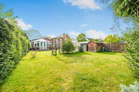 3 bedroom bungalow for sale, Povey Cross Road, Surrey RH6