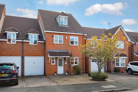 5 bedroom townhouse for sale, Lavender Close, Corby NN18