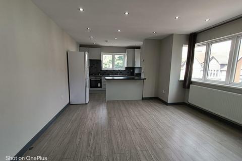 2 bedroom flat to rent, Langley Park Road, Sutton SM2