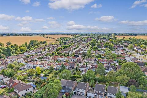 4 bedroom detached house for sale, Tudor Close, Ingatestone