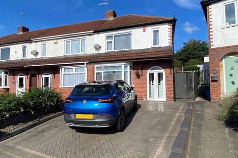 3 bedroom end of terrace house for sale, Saltwells Road, Dudley DY2