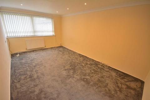 1 bedroom flat for sale, Wilton Court, Prestwich Manchester M25