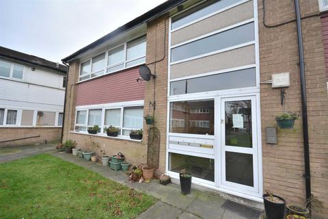 1 bedroom flat for sale, Wilton Court, Prestwich Manchester M25