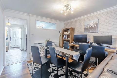 6 Gladeside, Bar Hill, Cambridge, CB23 8DY