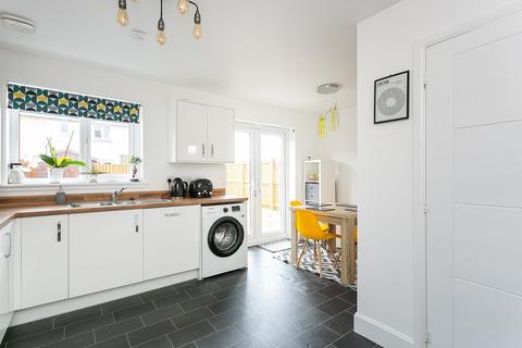 15 Bisset Place, Bathgate, EH48 2XR