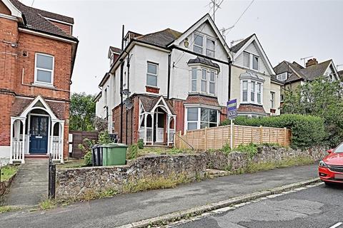 53c Manor Road, Bexhill-on-sea, TN40 1SN