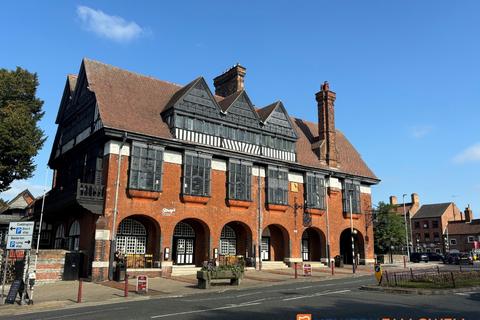 undefined, Beast Market Hill, Newark NG24