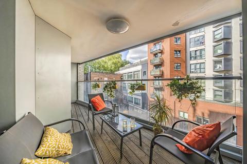 2 bedroom flat for sale, Glasshouse Yard, Clerkenwell