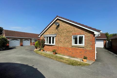 3 bedroom detached bungalow for sale, Honeysuckle Close, Northallerton