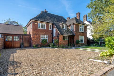 5 bedroom link detached house to rent, Thurlow Park Road, West Dulwich, SE21