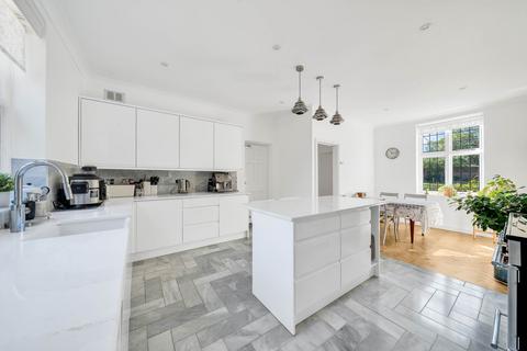 5 bedroom link detached house to rent, Thurlow Park Road, West Dulwich, SE21