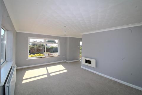 3 bedroom detached bungalow for sale, Morningside Close, Seaford