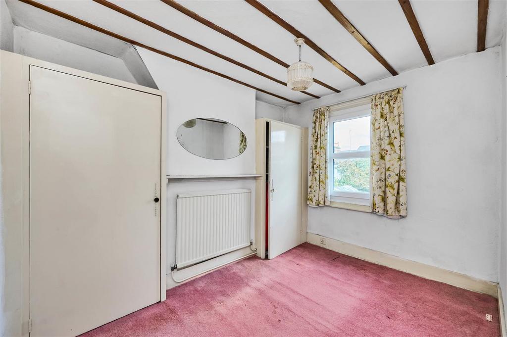 James Anderson - Stanley Rd  London SW14 7 EB  UK 1